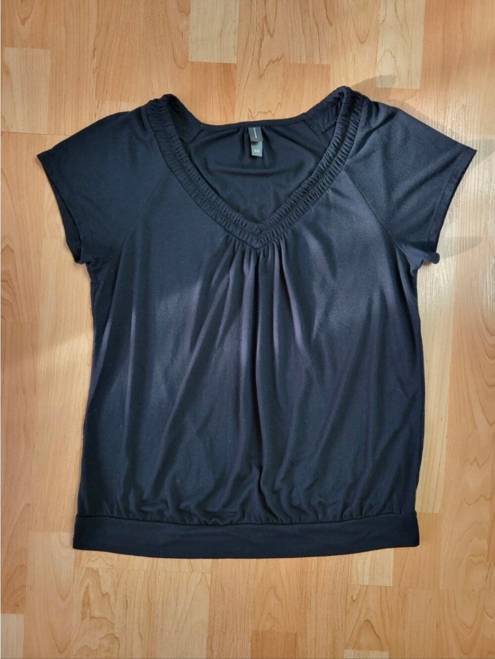 Denver Hayes pleated neckline t-shirt